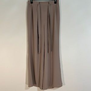ee:some Women’s elastic waist high-rise wide-leg pull-on Pants Size S